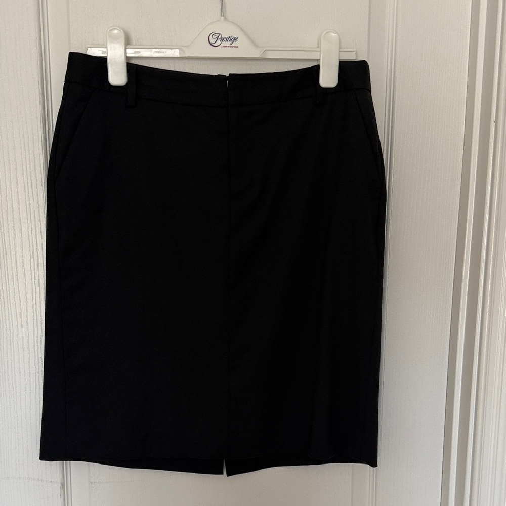 Eddie Bauer Classic Fully Lined Black Wool Pencil Skirt Size 8